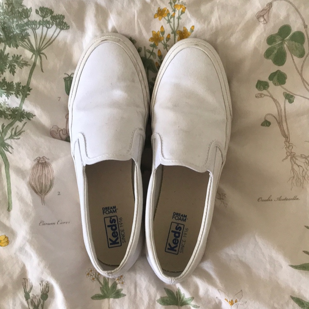 White Keds Slip On